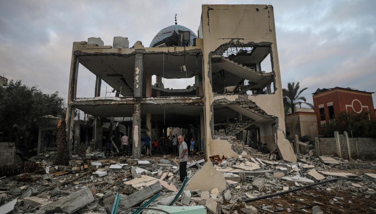 Moschea bombardata a Gaza