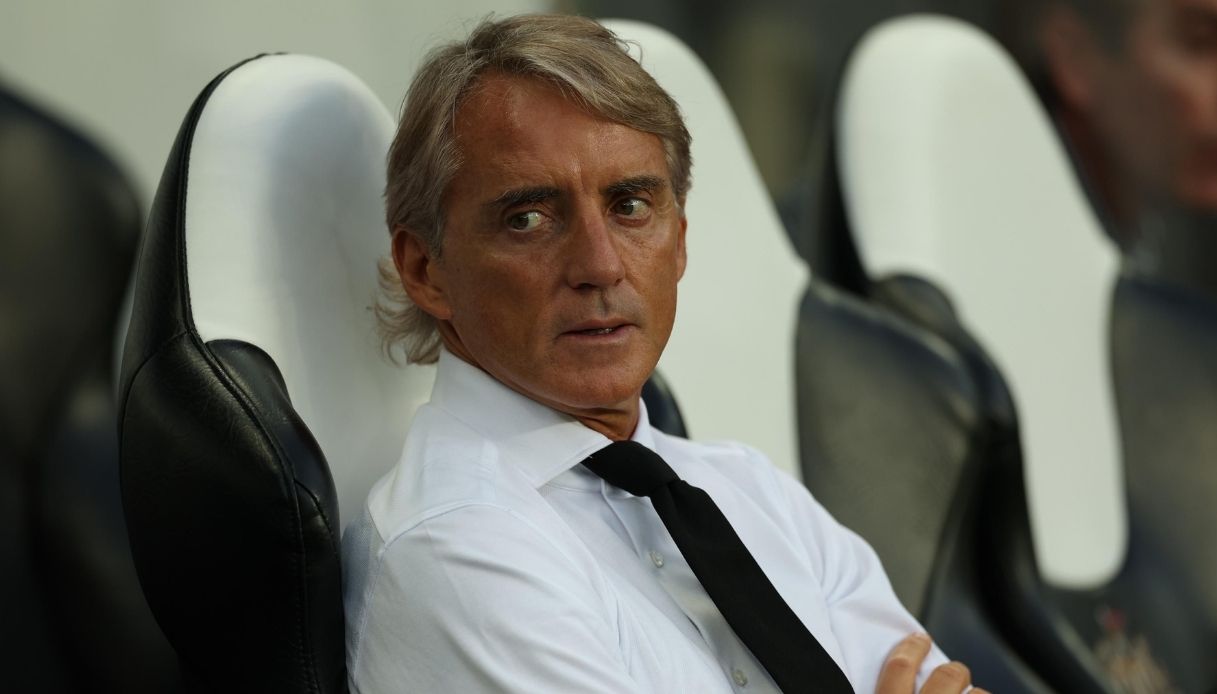 https://wips.plug.it/cips/notizie.virgilio.it/cms/2024/10/roberto-mancini-arabia-ct-contratto.jpg