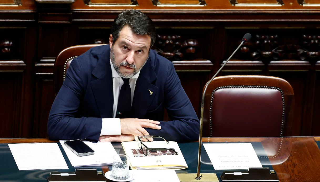 https://wips.plug.it/cips/notizie.virgilio.it/cms/2024/10/salvini-auguri-festa-nonni-termini-1.jpg