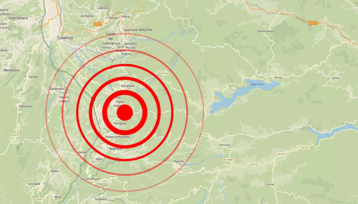 https://wips.plug.it/cips/notizie.virgilio.it/cms/2024/10/terremoto-scosse-cosenza-calabria-magnitudo.jpg