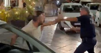 video catania vigili urbani auto fratelli