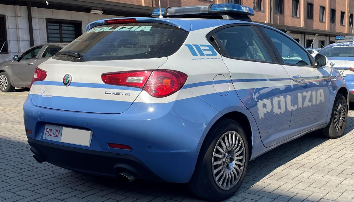 Bambino morto a Perugia dopo la caduta dal balcone di casa dei nonni, precipitato dal 3° piano: aveva 10 anni