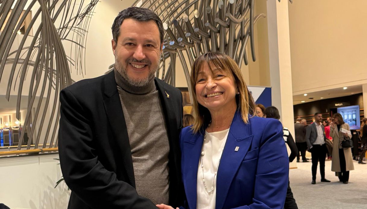 La presidente dell'Umbria Donatella Tesei con Salvini