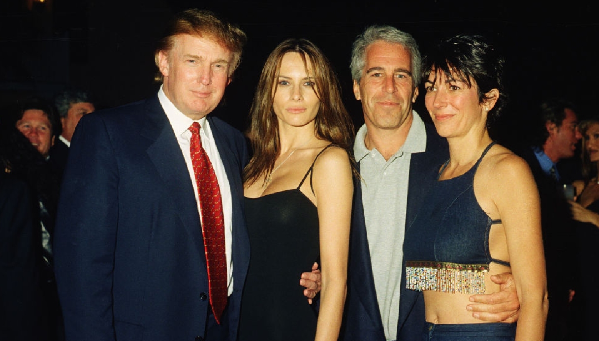 Audio choc di Jeffrey Epstein su Donald Trump nel giorno delle elezioni Usa: "Amava s****** mogli degli amici"