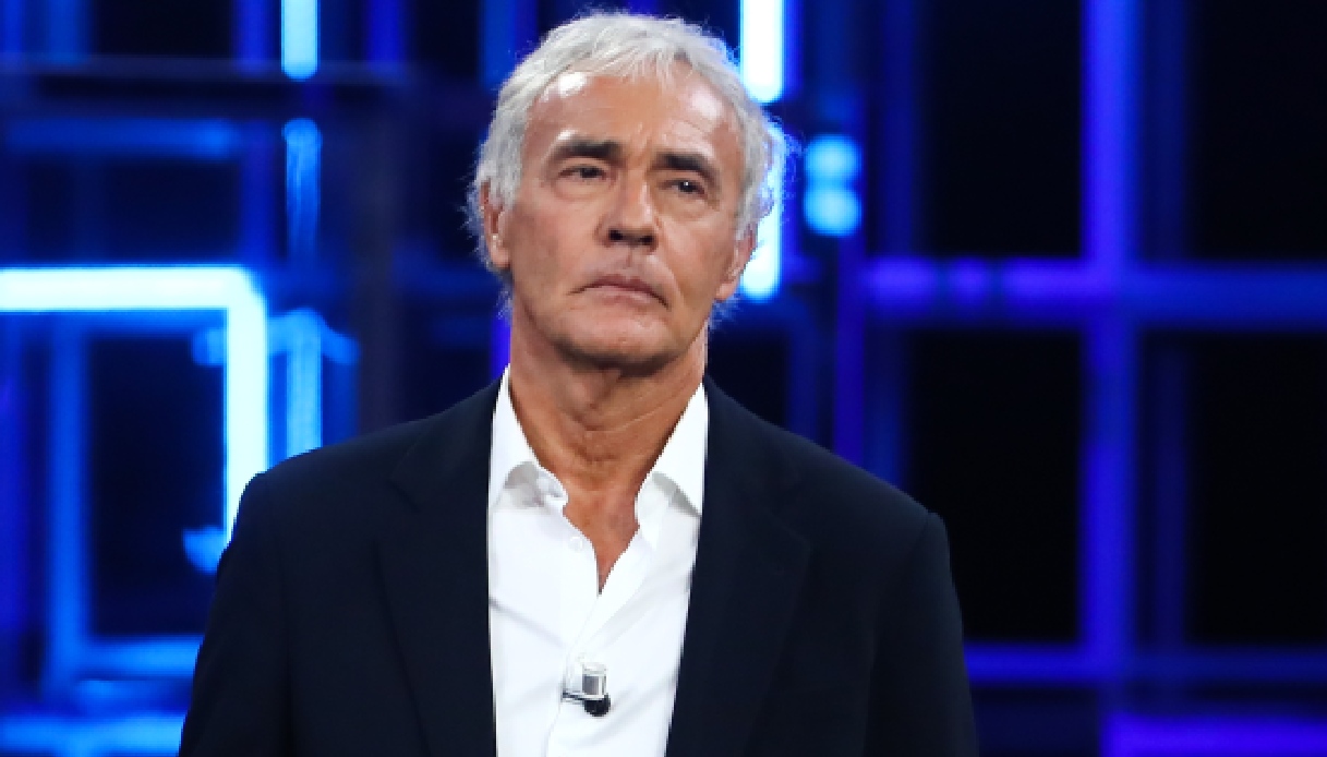 https://wips.plug.it/cips/notizie.virgilio.it/cms/2024/11/massimo-giletti-calciatore-milan-video.jpg