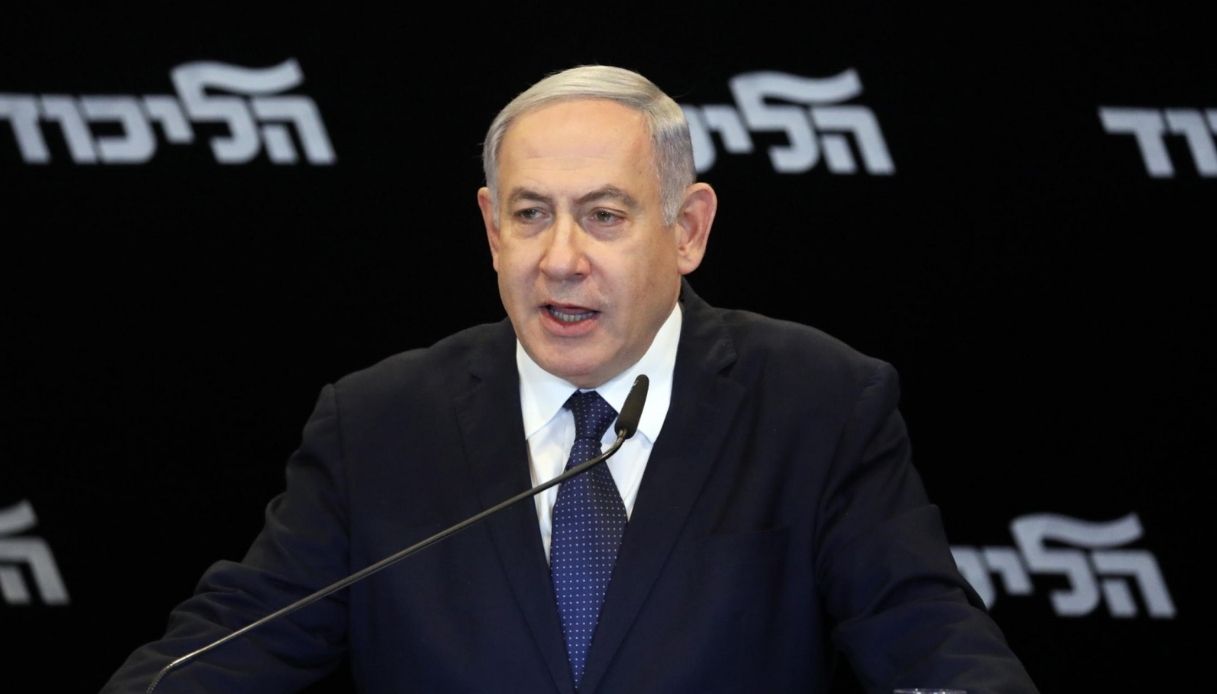 https://wips.plug.it/cips/notizie.virgilio.it/cms/2024/11/netanyahu-razzi-casa-israele.jpg