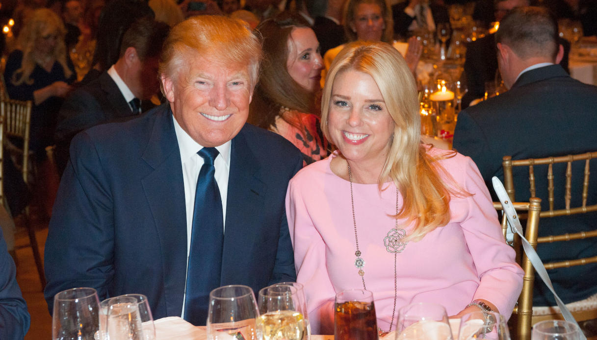 Donald Trump e Pam Bondi