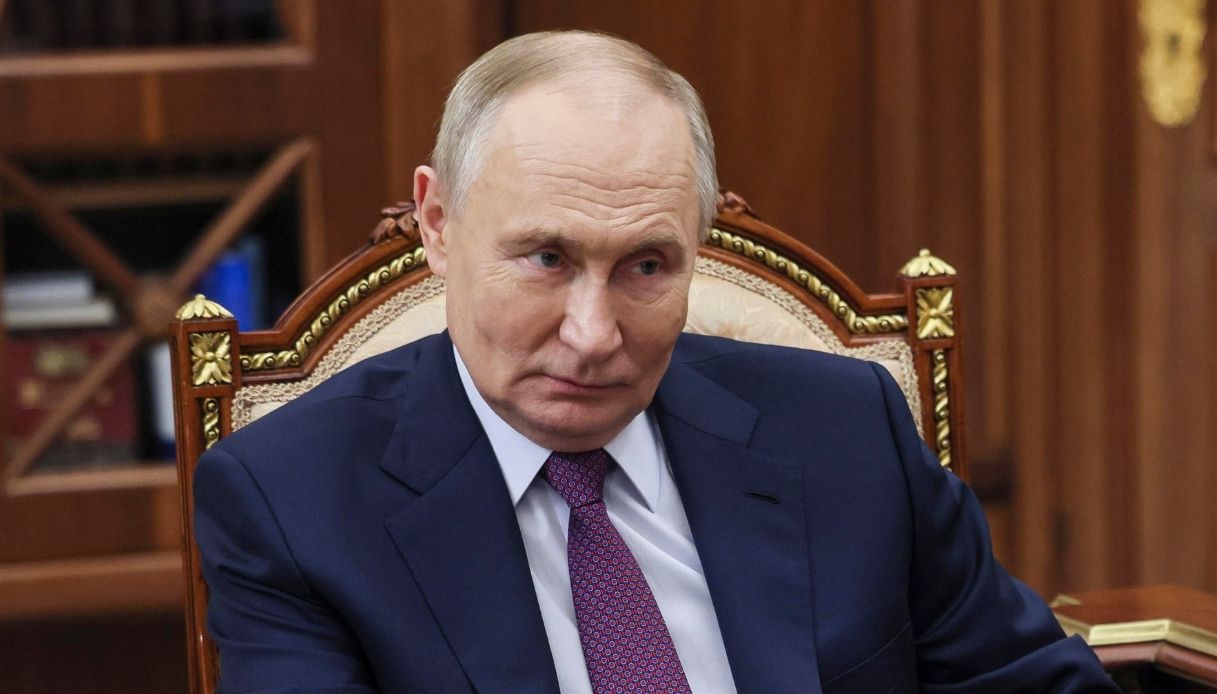 https://wips.plug.it/cips/notizie.virgilio.it/cms/2024/11/putin-dottrina-nucleare-bomba-missili.jpg