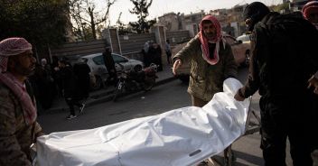 al-jazeera-fossa-comune-damasco-siria-1