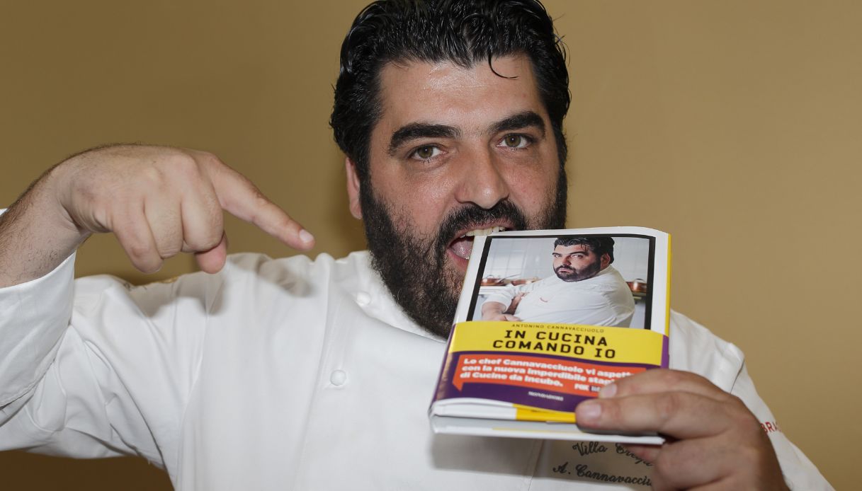 Antonino Cannavacciuolo e il menù a Capodanno nel ristorante stellato Villa  Crespi: quanto costa il Cenone
