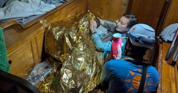 Bambina Lampedusa barca migranti