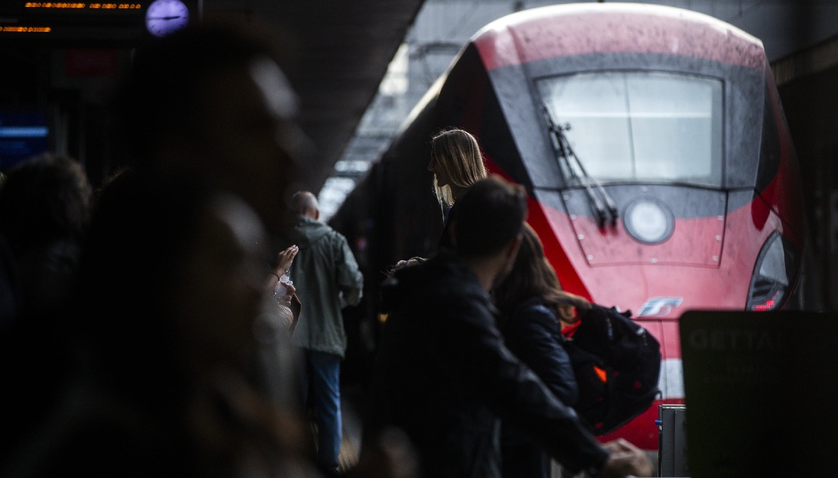 capotreno intercity milano ventimiglia