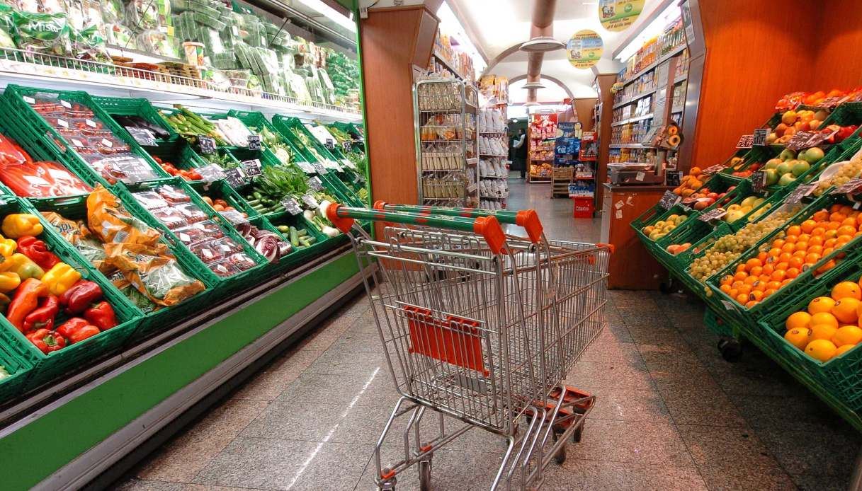 Conad e il ritiro massivo di insalata capricciosa, errore nella data di scadenza: qual è il lotto richiamato