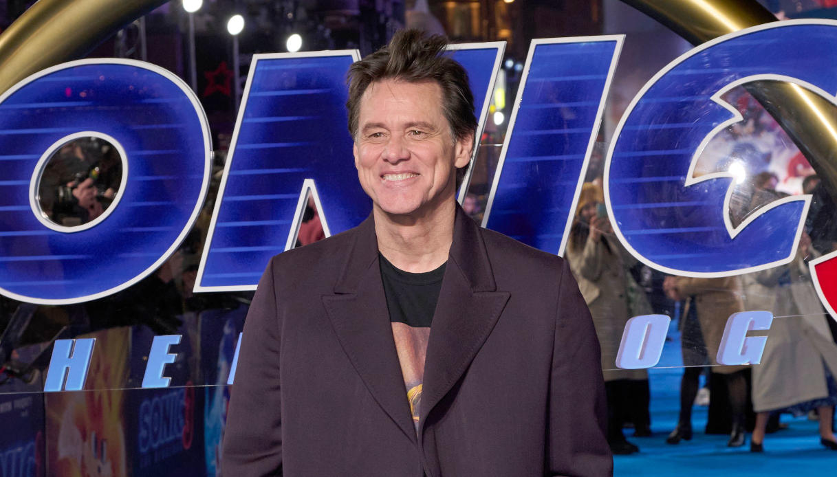 Jim Carrey torna a recitare dopo una lunga pausa: "Mi servono soldi", messa in vendita anche la villa