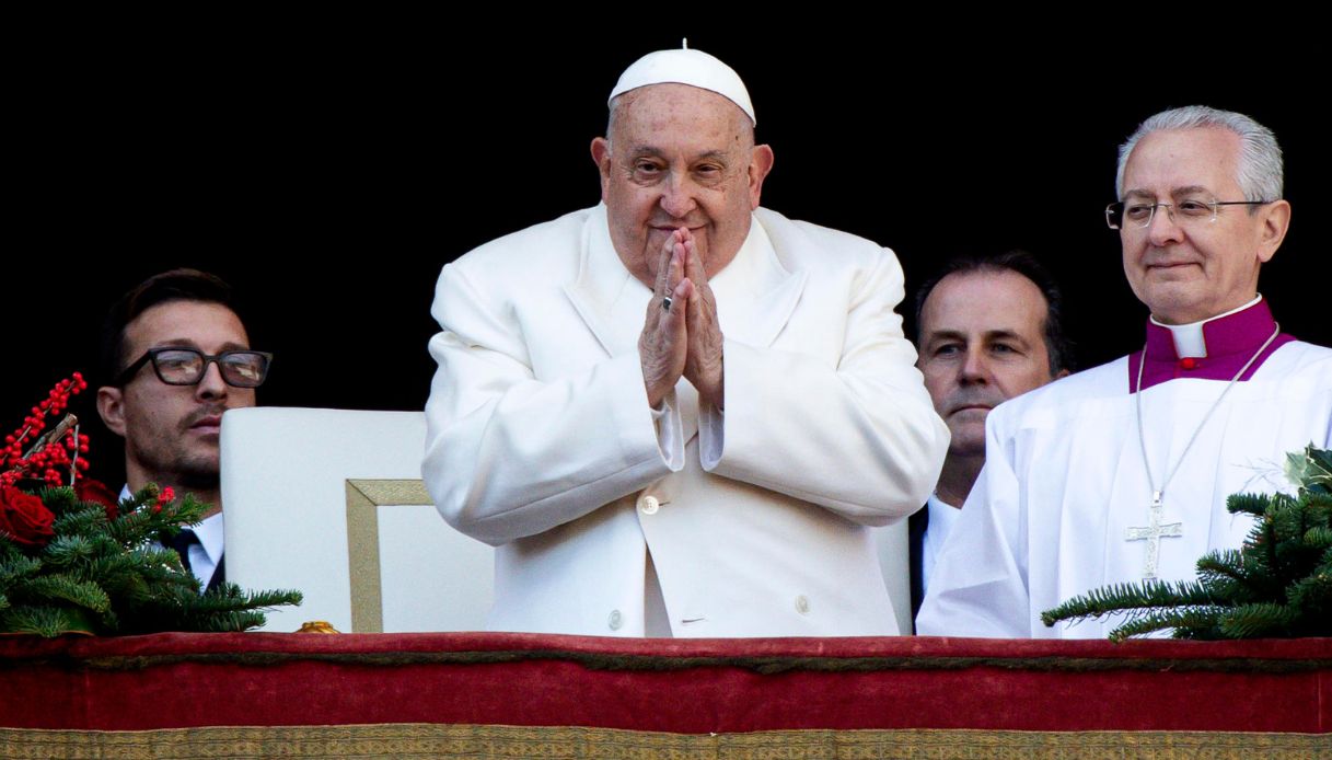 https://wips.plug.it/cips/notizie.virgilio.it/cms/2024/12/papa-francesco-ucraina-gaza-siria.jpg