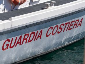 Affonda peschereccio a Focene vicino Fiumicino, morti due pescatori: il maltempo tra le cause della tragedia