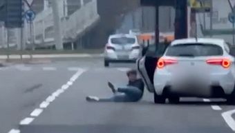 Video della rapina a Parma, ladri gli rubano 15 mila euro: lui si ...