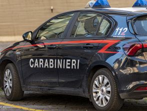 Sequestrata e picchiata dall’ex a Napoli per Natale, incubo durato due giorni: arrestato 23enne