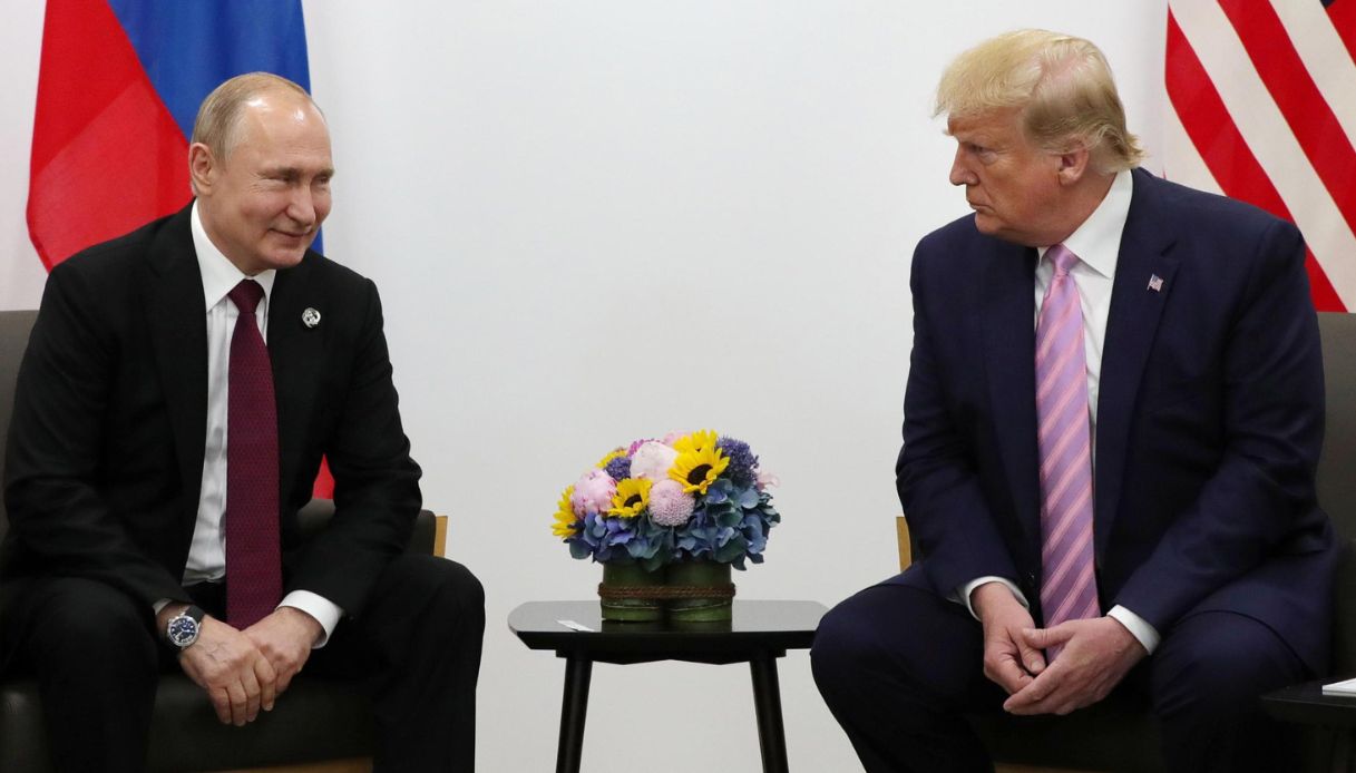 https://wips.plug.it/cips/notizie.virgilio.it/cms/2024/12/trump-putin-incontro-guerra-ucraina.jpg