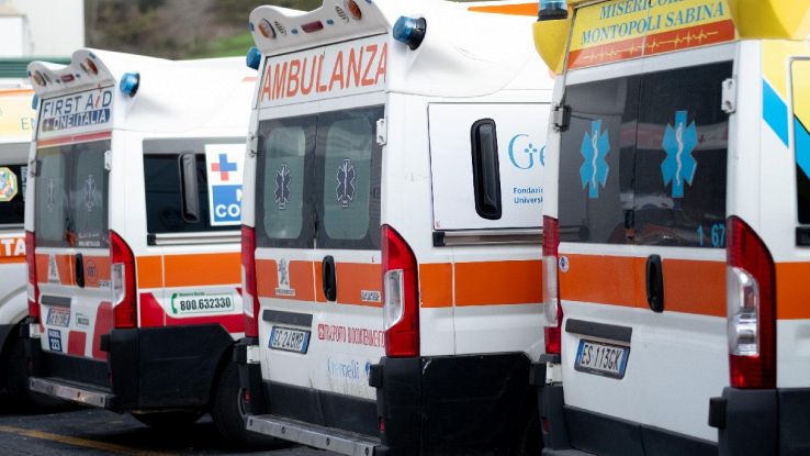 Bimba di 9 anni morta a Niscemi in un incidente: feriti la madre e i ...