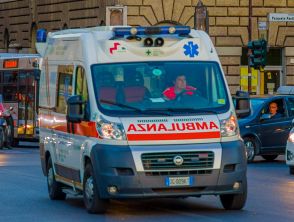 Cade in cartiera a Capannori vicino Lucca, operaio 52enne trovato morto alla Smurfit Kappa di Lunata