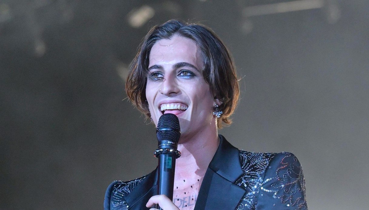 https://wips.plug.it/cips/notizie.virgilio.it/cms/2025/01/damiano-david-sanremo-2025-maneskin.jpg