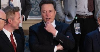 elon-musk-stellantis