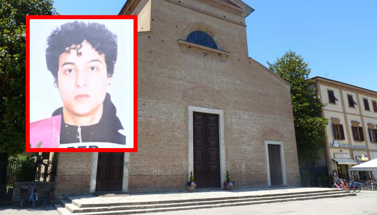 Funerale di Maati Moubakir a Certaldo, rissa fuori dalla chiesa: spunta un coltello, "Figlio di p******"