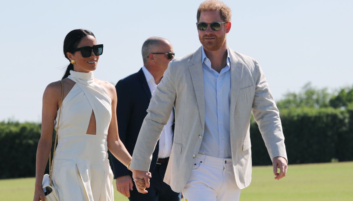 https://wips.plug.it/cips/notizie.virgilio.it/cms/2025/01/incendi-los-angeles-harry-meghan-markle-2.jpg