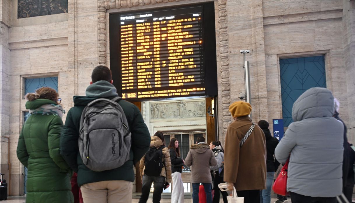 https://wips.plug.it/cips/notizie.virgilio.it/cms/2025/01/passante-ferroviario-milano-stazione-lancetti.jpg