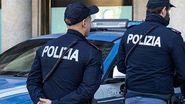 Insulti omofobi e percosse ai danni di un 17enne a Como, denunciate due minorenni pregiudicate