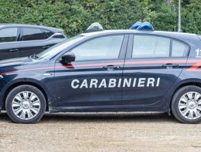 Ritrovata la 15enne scomparsa a Lucca, rintracciata dai carabinieri su un treno: affidata ai genitori