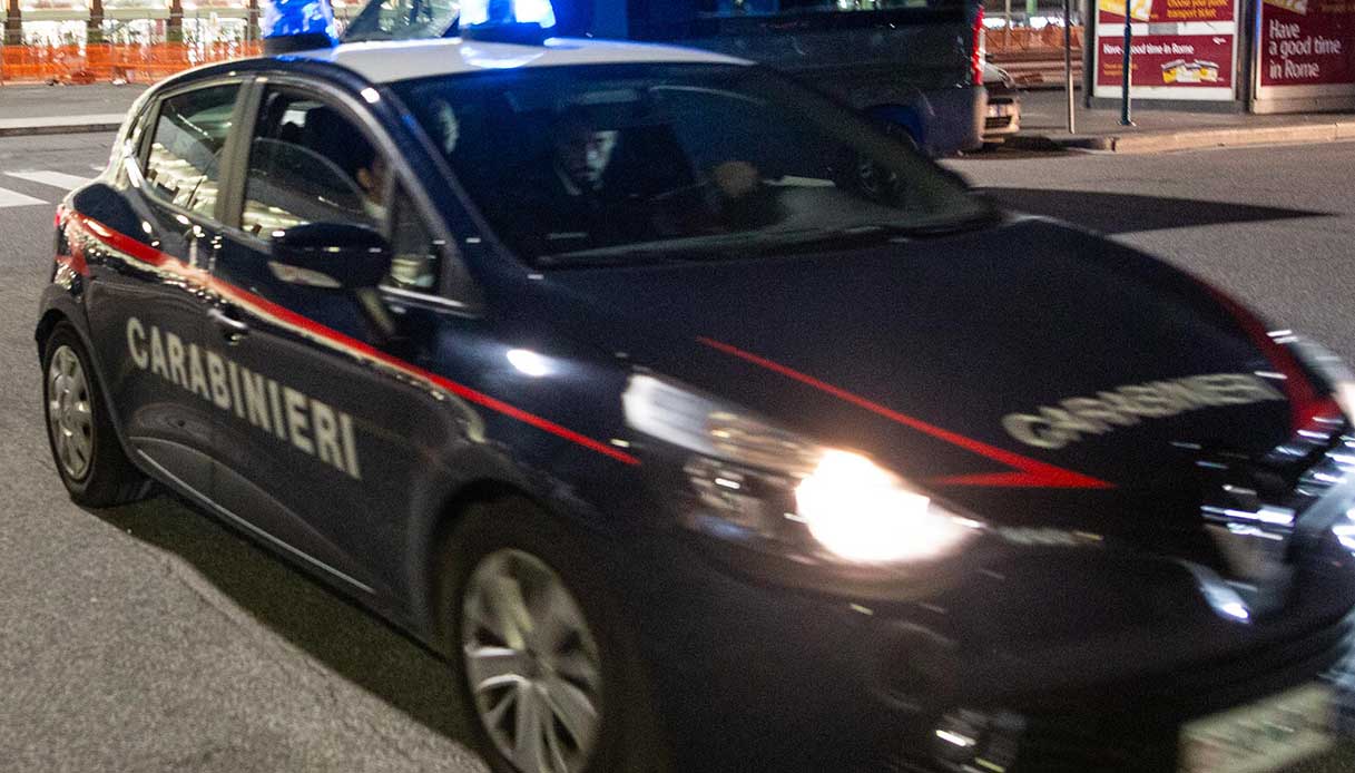 Terni, perseguita una stimata professionista e viola il divieto di avvicinamento: arrestata 38enne stalker