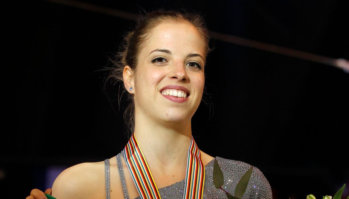 Chi è Carolina Kostner ospite a Sanremo 2025: dal caso doping di Alex Schwarzer alla frase su Giorgia Meloni