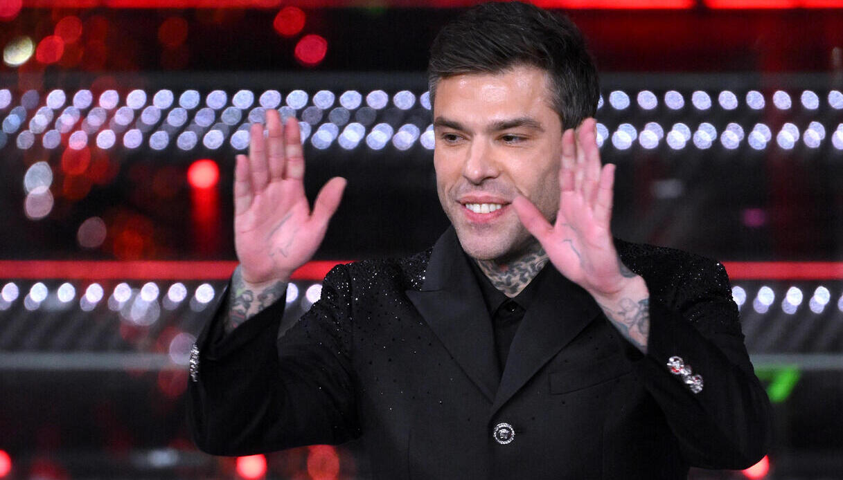 La reazione di Fedez al quarto posto nella classifica finale di Sanremo 2025: il messaggio ai fan nella notte