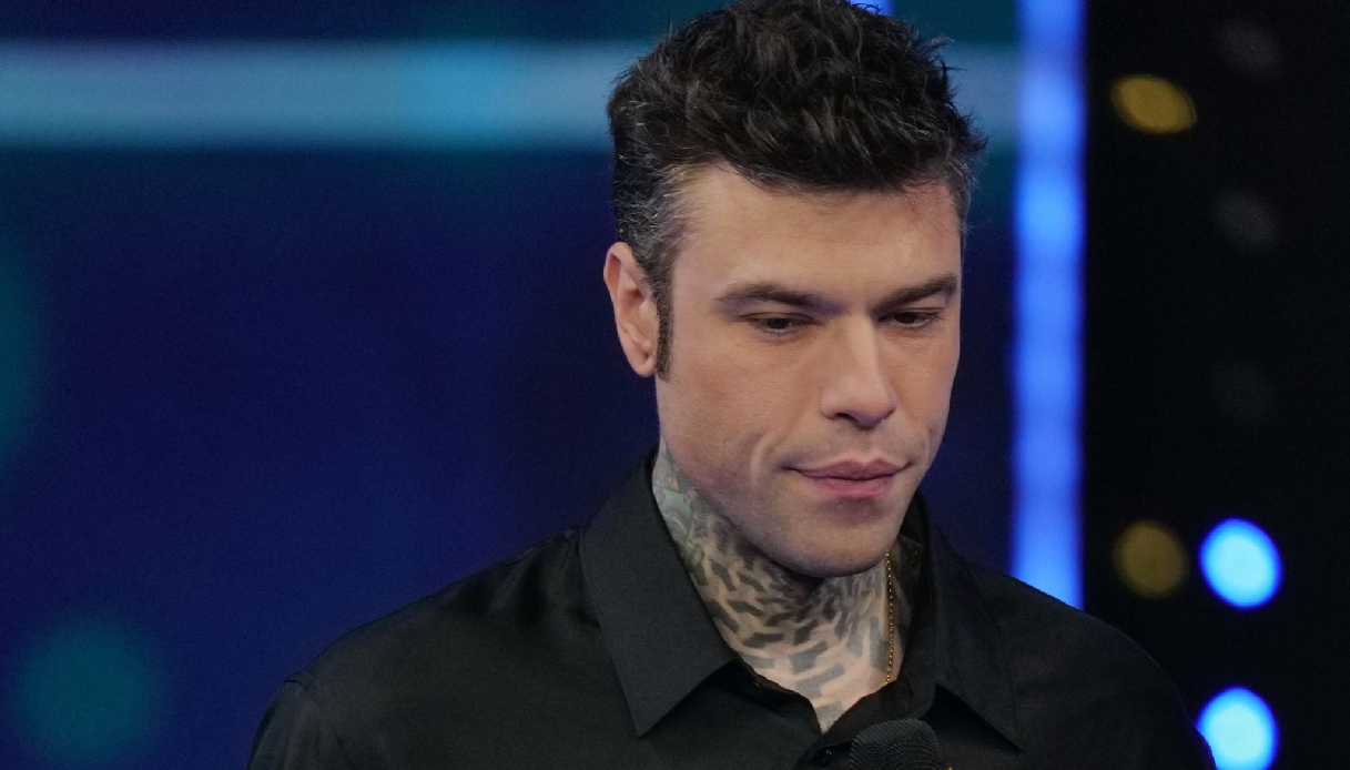 Fedez pronto ad abbandonare Sanremo 2025? L'indiscrezione dopo le rivelazioni di Fabrizio Corona