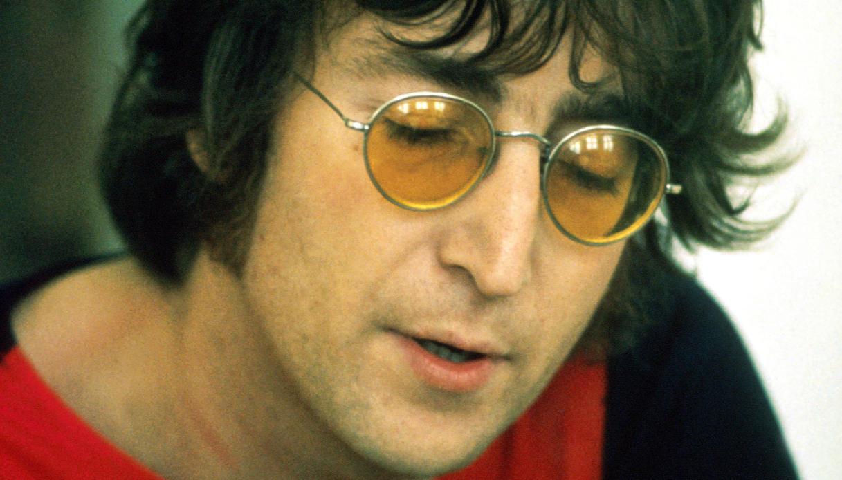 Che significato ha la canzone Imagine di John Lennon e cosa dice il testo