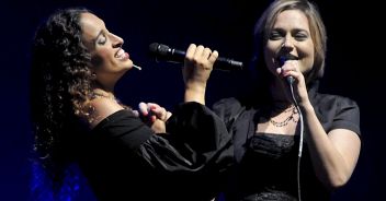 Noa and Mira Awad