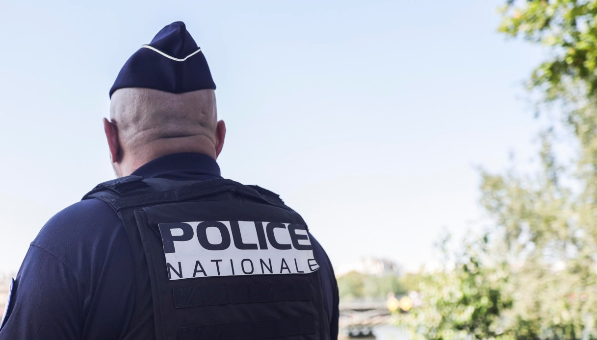 Un poliziotto in Francia