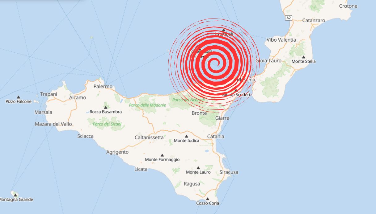 Terremoto alle isole Eolie a Messina, nuova serie di scosse: torna la paura in Sicilia. La situazione