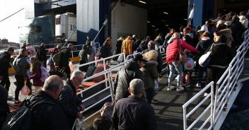 terremoto santorini stato emergenza