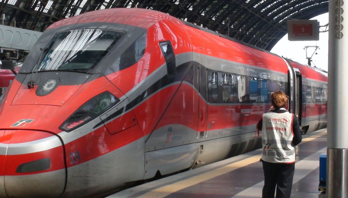 https://wips.plug.it/cips/notizie.virgilio.it/cms/2025/02/treni-bologna.jpg