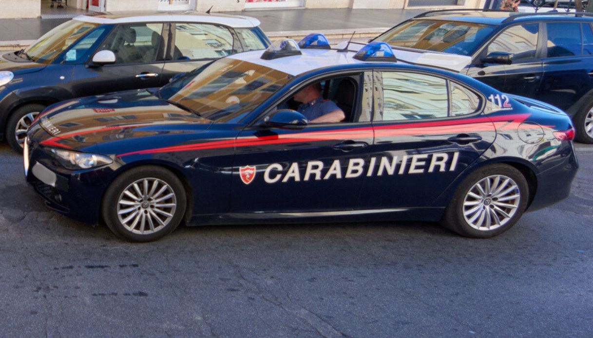 Vicenza piange la bimba investita sul marciapiede, travolta da un ubriaco su un Suv: morta dopo 3 giorni