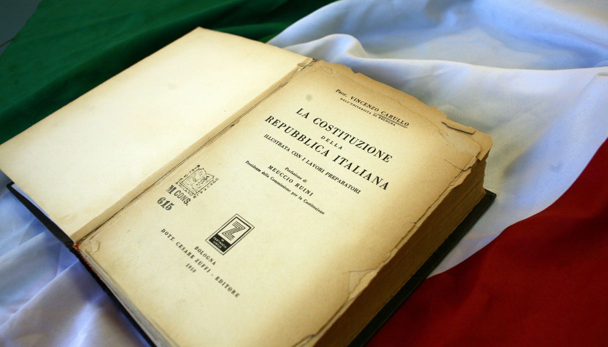 Nella Costituzione c'è la parola "minorato" e Treccani propone di toglierla: cosa c'è scritto nell'articolo 38