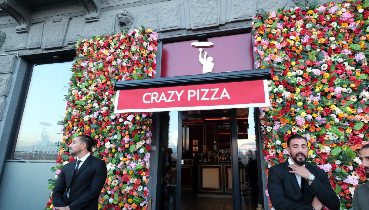 crazy pizza briatore napoli
