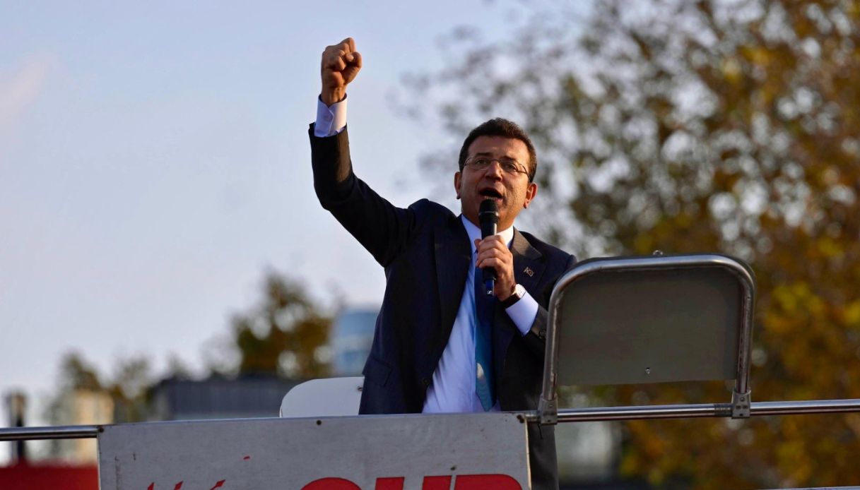 ekrem imamoglu sindaco istanbul