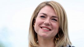 Emilie Dequenne morta per un tumore al sistema endocrino, l'attrice aveva 43 anni: la diagnosi due anni fa