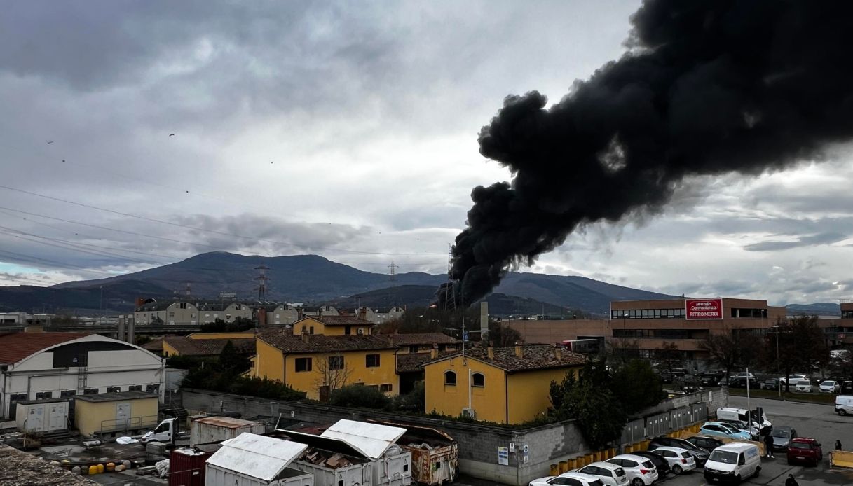 per l esplosione al deposito eni di calenzano ci sono 9 indagati errore inescusabile si poteva evitare da Notizie.virgilio.it per l esplosione al deposito eni di calenzano ci sono 9 indagati errore inescusabile si poteva evitare
