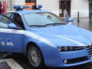 Spari in strada a Nettuno, ucciso 37enne pregiudicato con un colpo di pistola: assassino in fuga