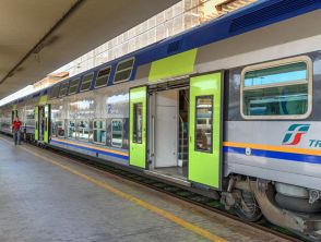 Treni in ritardo per un guasto sul nodo di Milano, rallentamenti e possibili cancellazioni